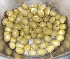 Olive verte dénoyautée 38/42 (Seau de 9kg)